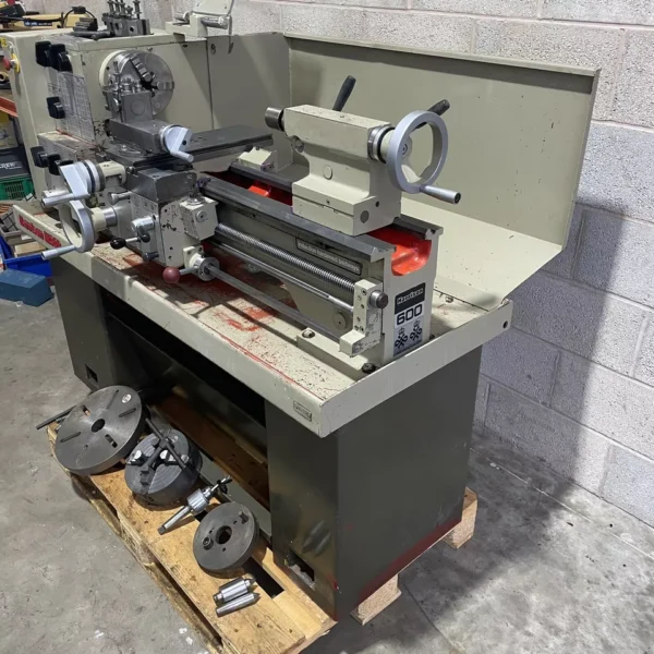 Harrison M300 Gap Bed Screw Cutting Centre Metal Lathe 3 Phase - Image 18