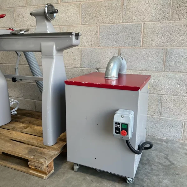 Refurbished Union Graduate Wood Turning Lathe Variable Speed 230v & Extractor - Image 3