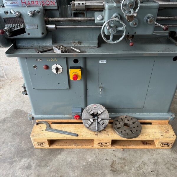 Harrison 11" Swing Gap Bed Gear Head Screwcutting Metal Centre Lathe 3 Phase - Image 3