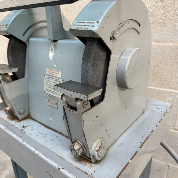 Viceroy Twin Pedestal Grinder 3 Phase - Image 4