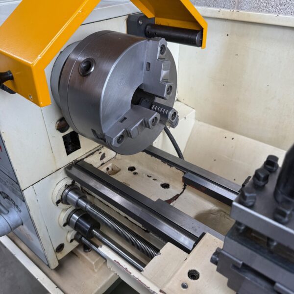 Chester Coventry Gear Head Gap Bed Screwcutting Metal Centre Lathe 230v & DRO - Image 11