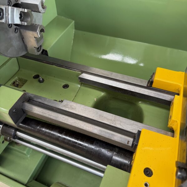 Warco GH1330 Screw Cutting Gap Bed Gear Head Metal Centre Lathe 3 Phase - Image 14