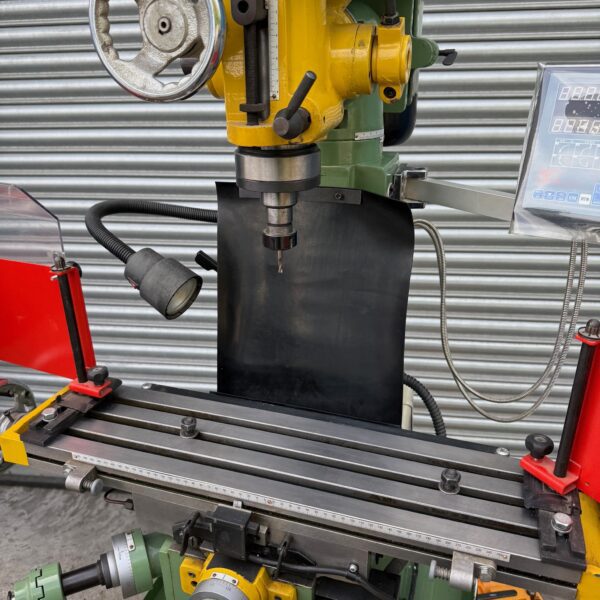 Warco VMC Turret Mill Milling Machine 3 Phase with DRO Metric R8 - Image 4