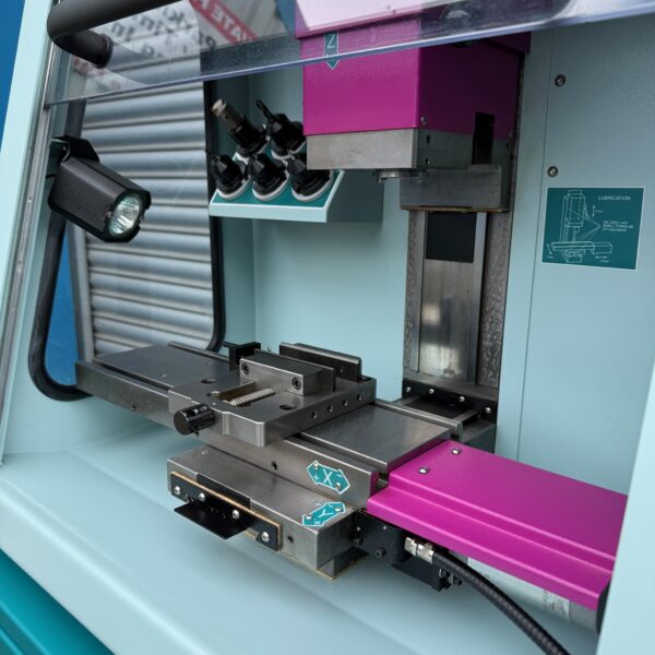 Boxford 190VMCxi CNC Milling Machine 230v USB Cabinet Base & Software 190 VMC xi - Image 5