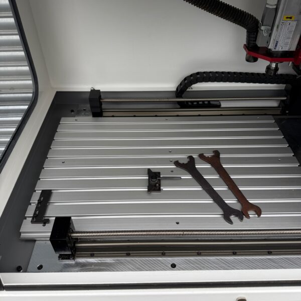 Denford Router 2600 Pro CNC Router 230v & Extractor & Software USB - Image 4