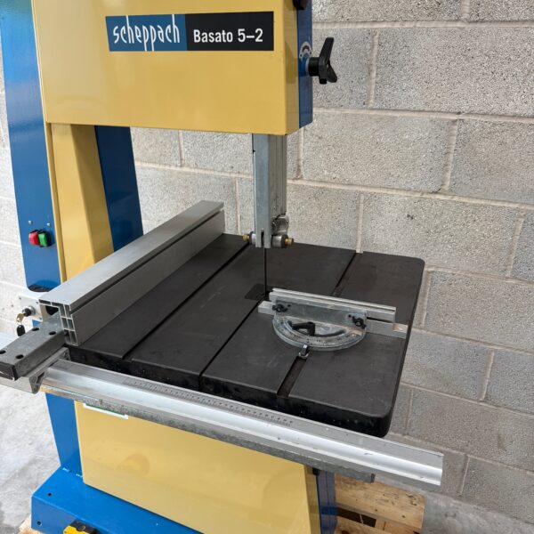 Scheppach Basato 5-2 Wood Cutting Bandsaw 230v Single Phase Floor Standing - Image 4