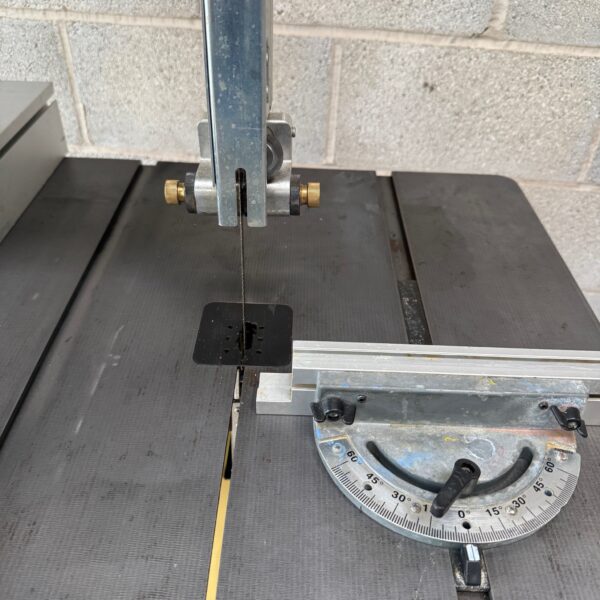 Scheppach Basato 5-2 Wood Cutting Bandsaw 230v Single Phase Floor Standing - Image 8
