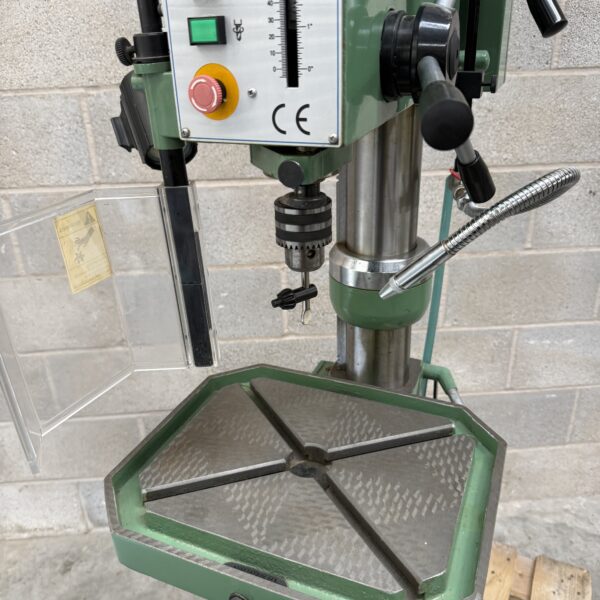 Kitchen & Walker (Chester UK) GP 25 Gear Head Pillar Drill Press 3 Phase - Image 9
