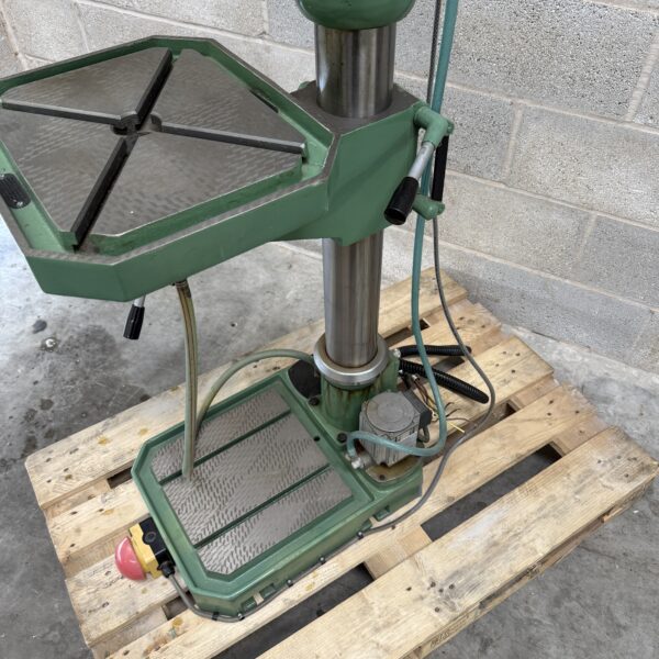 Kitchen & Walker (Chester UK) GP 25 Gear Head Pillar Drill Press 3 Phase - Image 16
