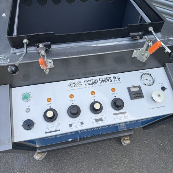 CR Clarke 1820 Vacuum Former 230v Single Phase Vac Forming Machine - Image 4