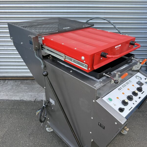 CR Clarke 1820 Vacuum Former 230v Single Phase Vac Forming Machine - Image 7