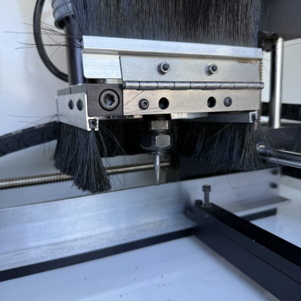 Denford MicroRouter CNC Router 230v Single Phase & Software & Vacuum Bed - Image 7