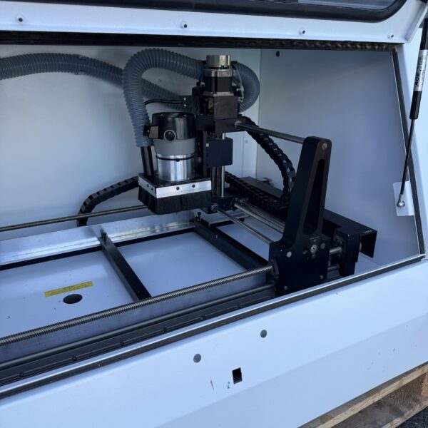 Denford MicroRouter CNC Router With 4th Axis, Vacuum Bed & Software - Image 4