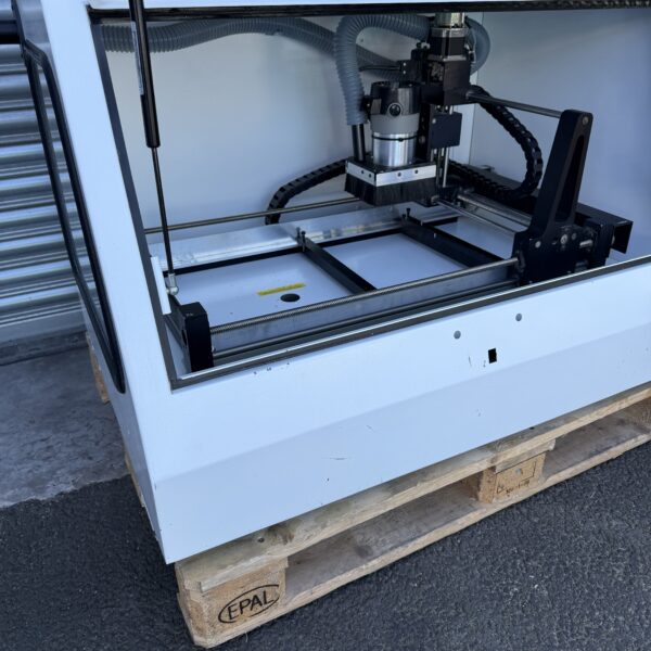 Denford MicroRouter CNC Router With 4th Axis, Vacuum Bed & Software - Image 5