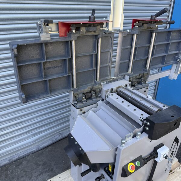 Felder Hammer A3 31/11 Planer Thicknesser 3 Phase Thickness Planer - Image 7