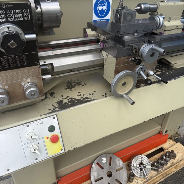 Harrison M250 Screwcutting Metal Centre Lathe 3 Phase - Image 10