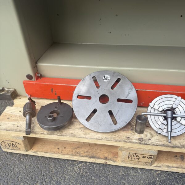 Harrison M250 Screwcutting Metal Centre Lathe 3 Phase - Image 5