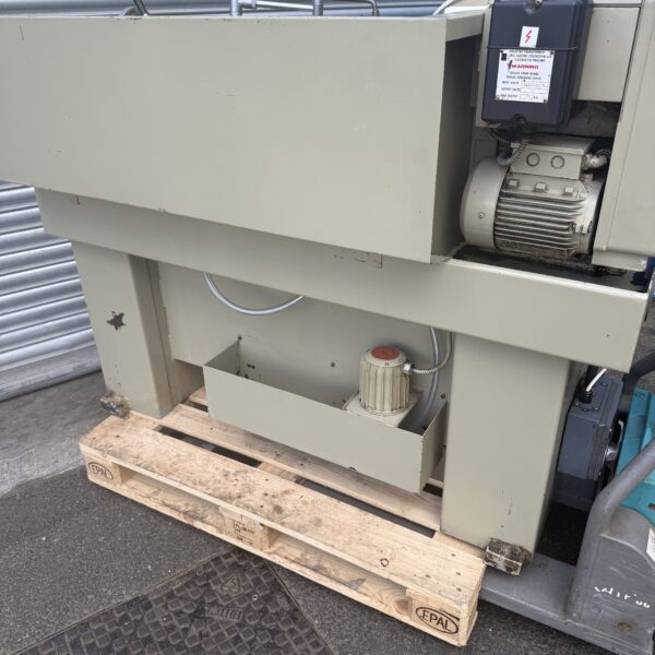 Harrison M250 Screwcutting Metal Centre Lathe 3 Phase - Image 3