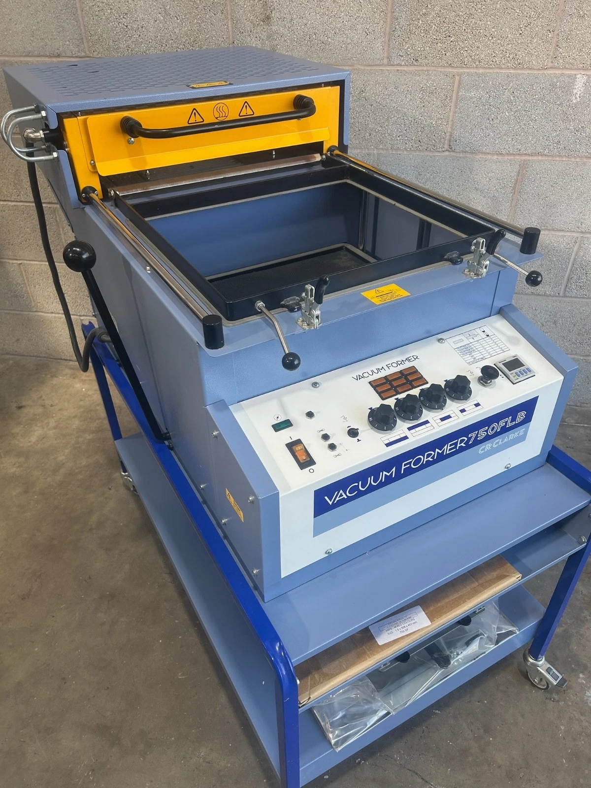 CR Clarke 750FLB Vacuum Former on Stand with Reducing Frames 230v - Image 2