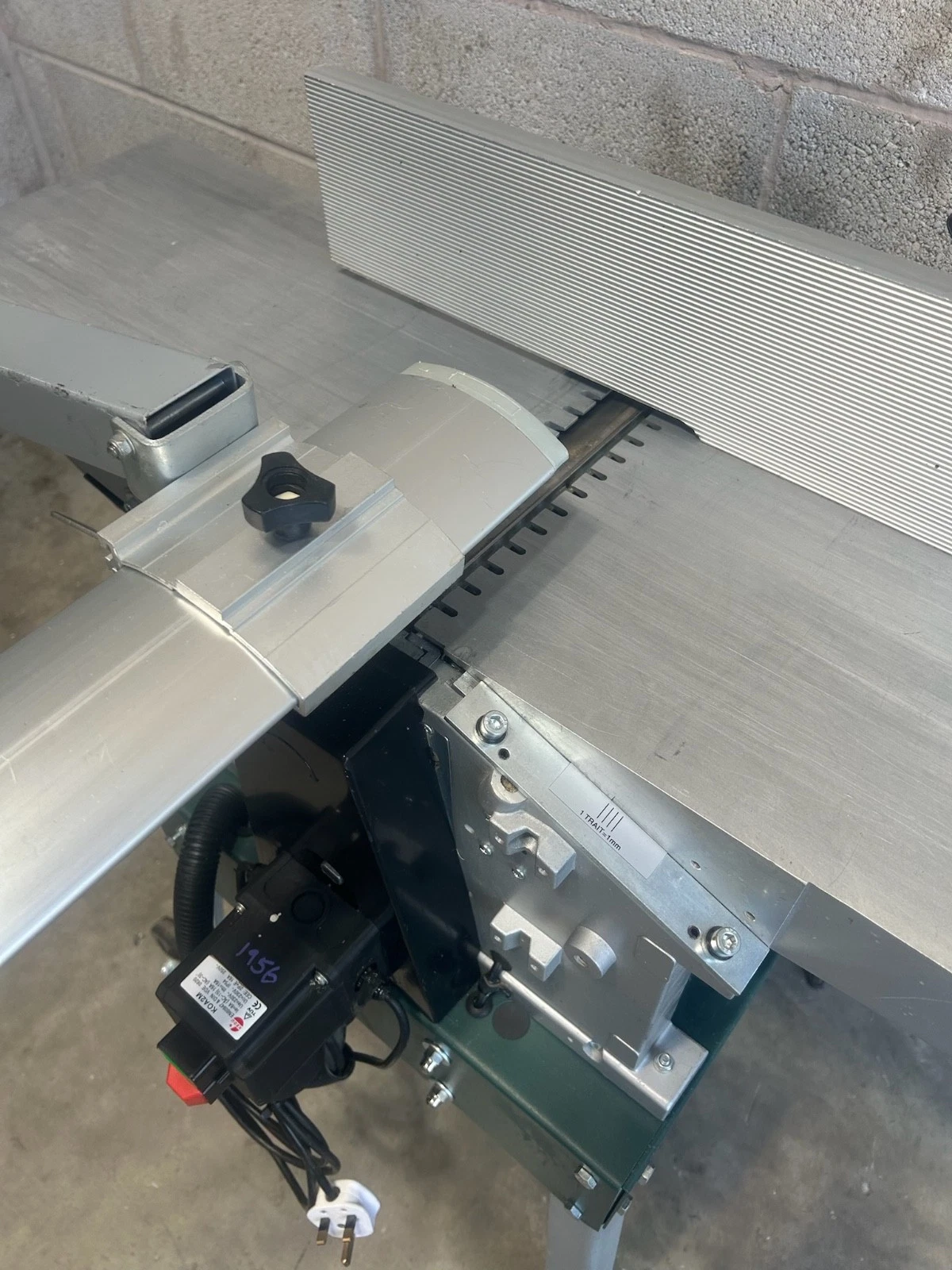 Metabo HC260 Planer Thicknesser 230v Single Phase - Image 11