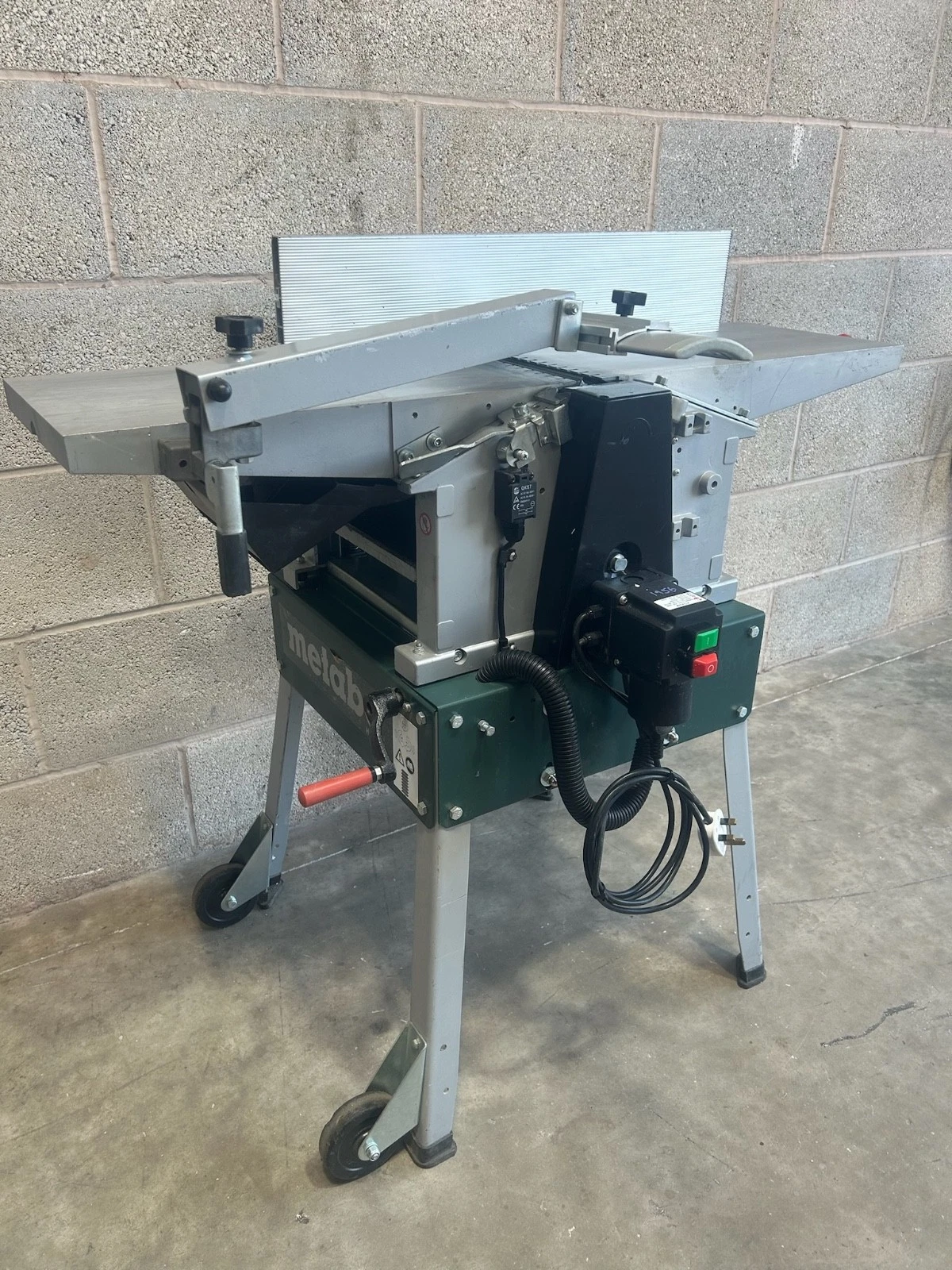 Metabo HC260 Planer Thicknesser 230v Single Phase - Image 3