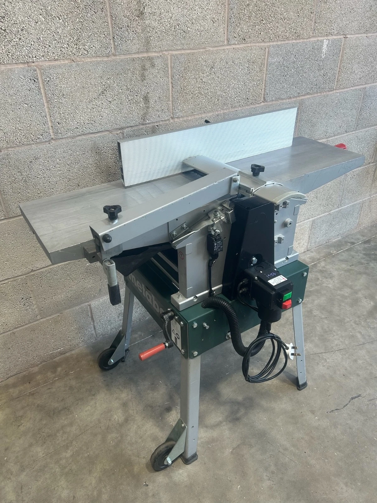 Metabo HC260 Planer Thicknesser 230v Single Phase - Image 4