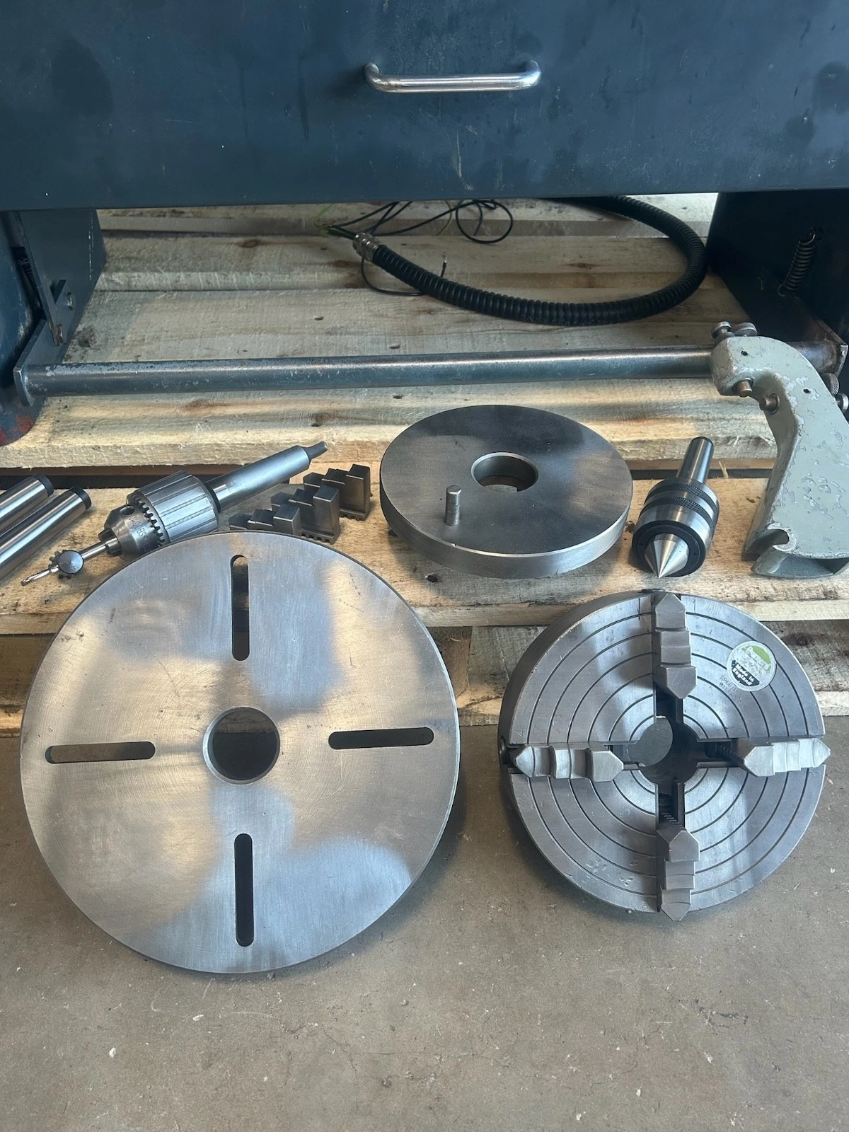 Colchester Bantam 800 Screwcutting Centre Lathe 3 Phase - Image 4