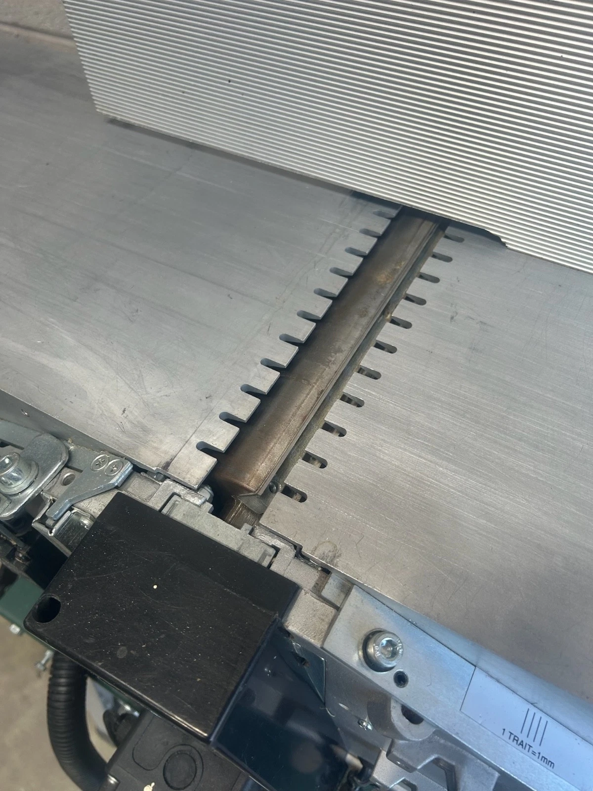Metabo HC260 Planer Thicknesser 230v Single Phase - Image 9