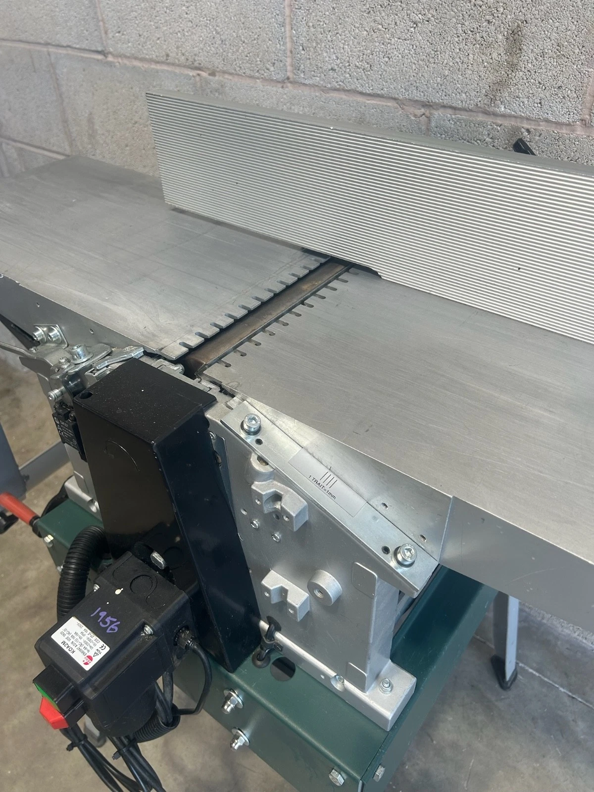 Metabo HC260 Planer Thicknesser 230v Single Phase - Image 10