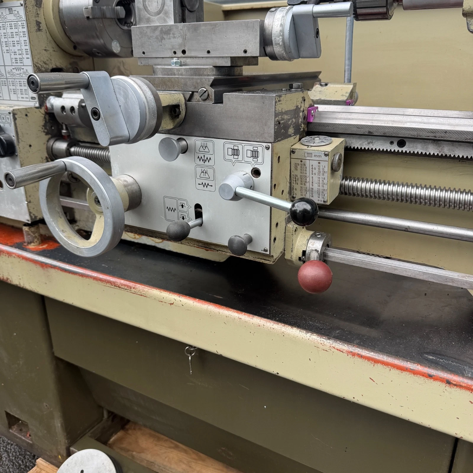 Harrison M300 Gap Bed Gear Head Screwcutting Centre Metal Lathe 3 Phase - Image 12