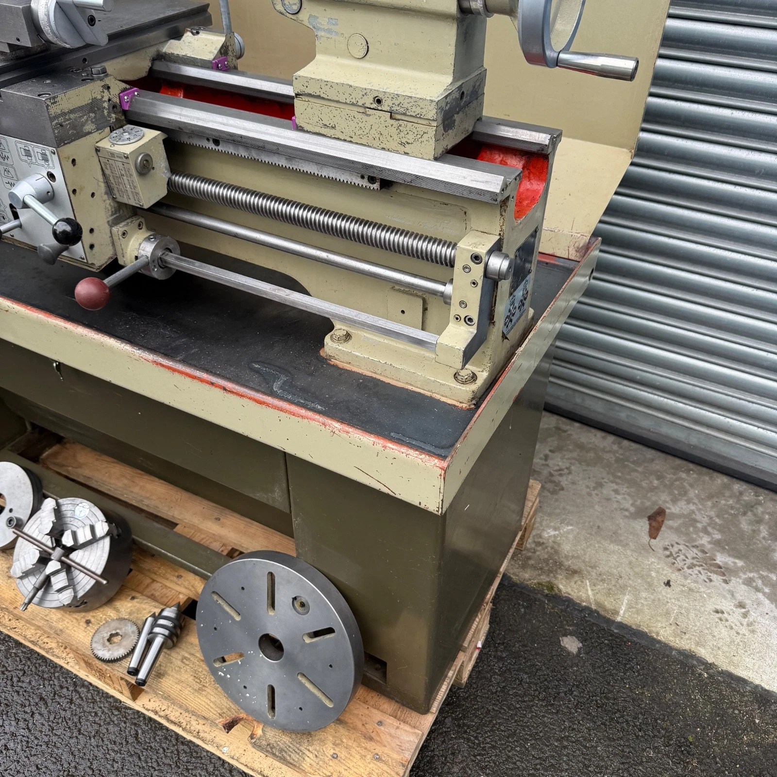 Harrison M300 Gap Bed Gear Head Screwcutting Centre Metal Lathe 3 Phase - Image 16