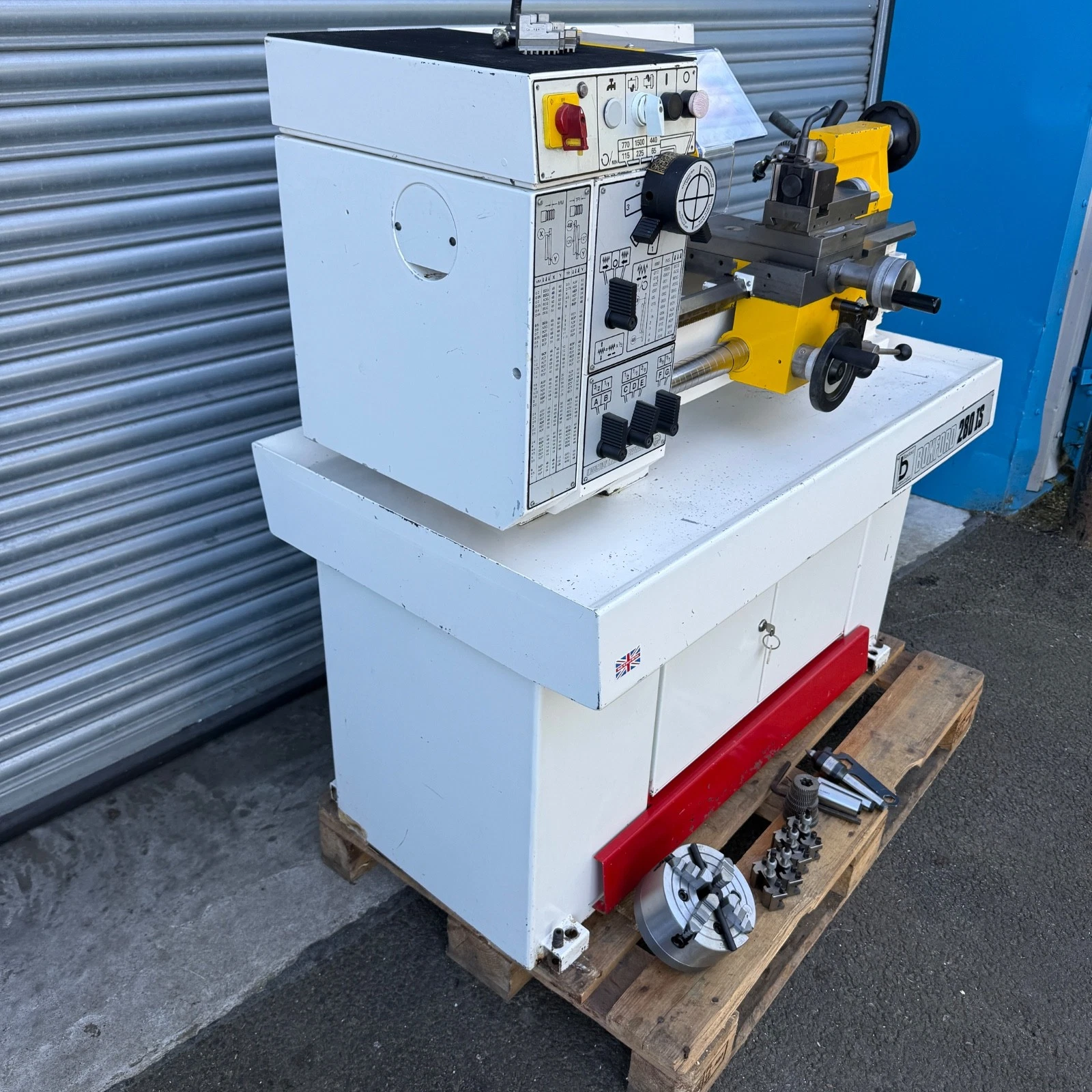 Boxford 280 IS Screwcutting Centre Metal Lathe 3 Phase - Image 17