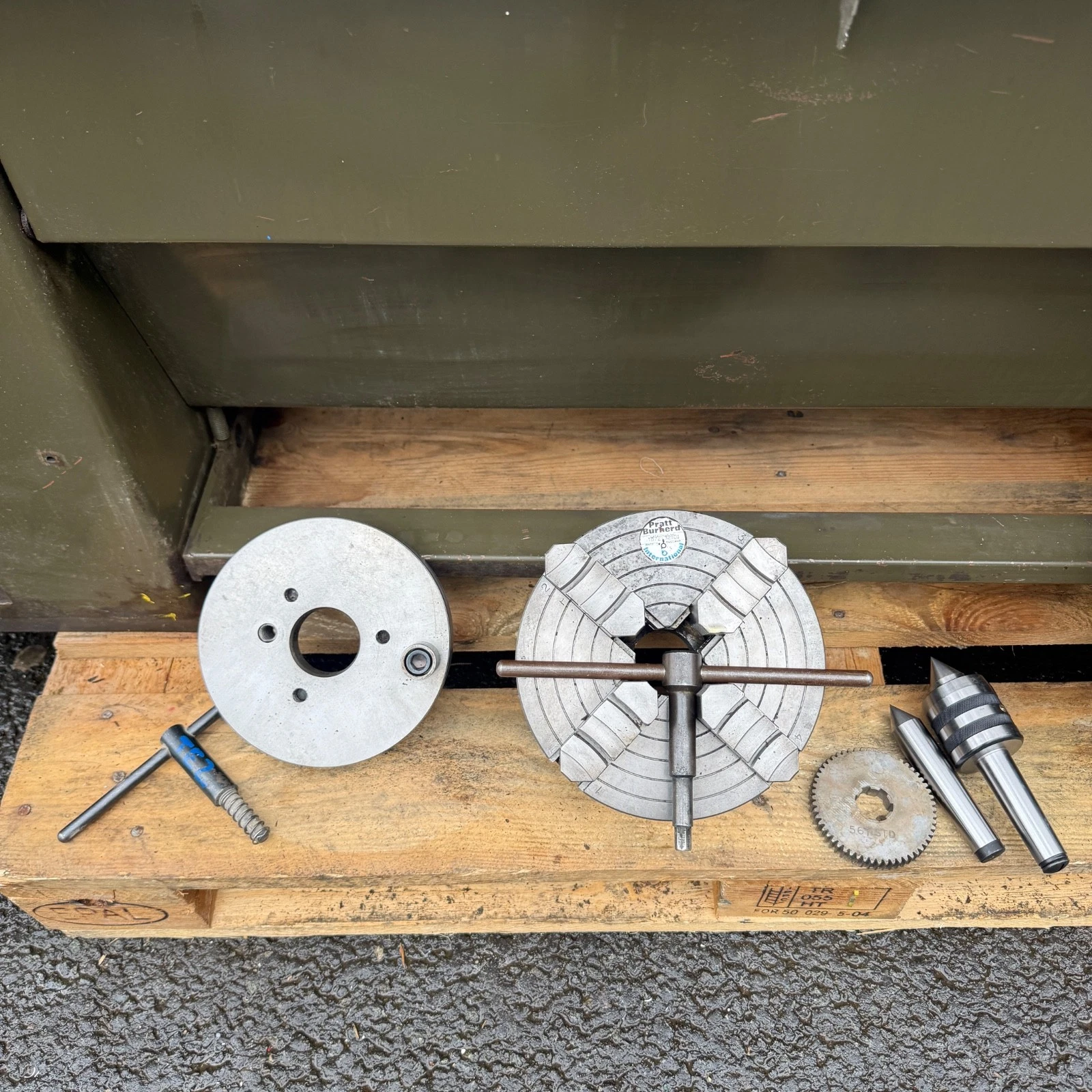 Harrison M300 Gap Bed Gear Head Screwcutting Centre Metal Lathe 3 Phase - Image 19