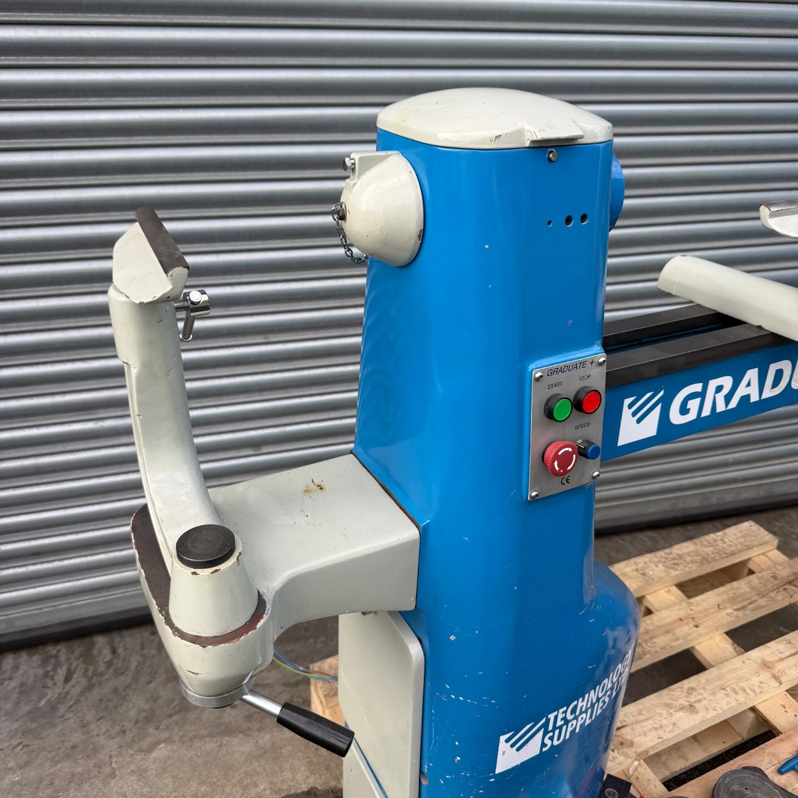 Tech Supplies Graduate Plus Modern Union Graduate Wood Lathe 230v Variable Speed - Image 4