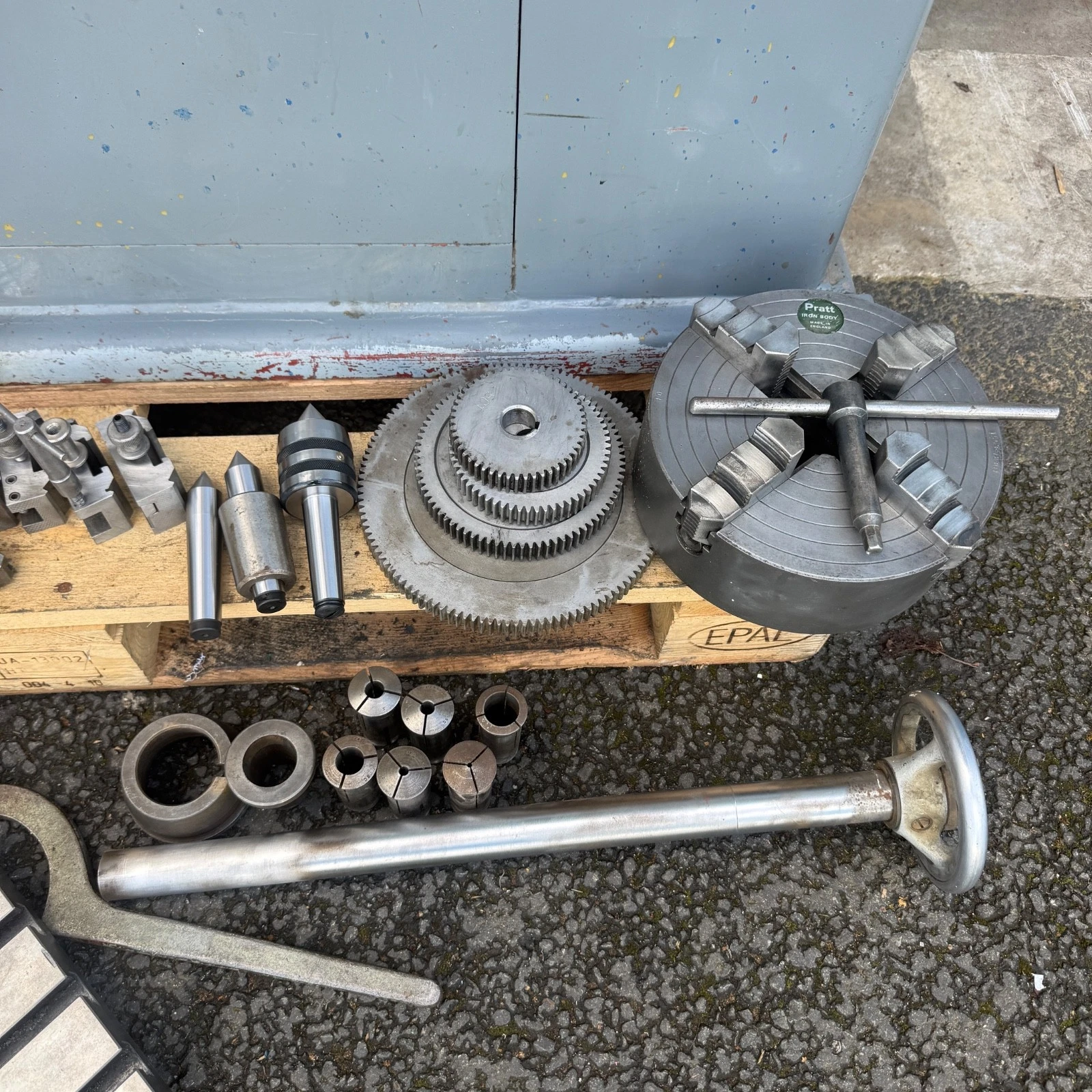 Harrison 140 Gap Bed Gear Head Screwcutting Centre Metal Lathe 3 phase - Image 4