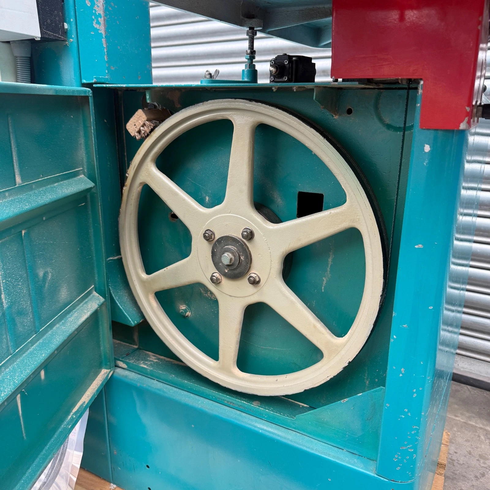 Wadkin 20" BZB Bandsaw 3 Phase DC Braked - Image 11
